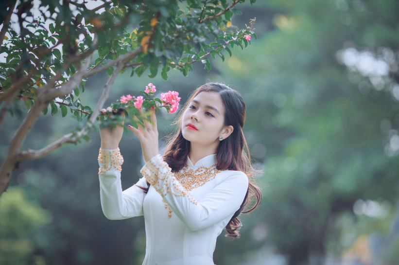 tender Vietnamese girl